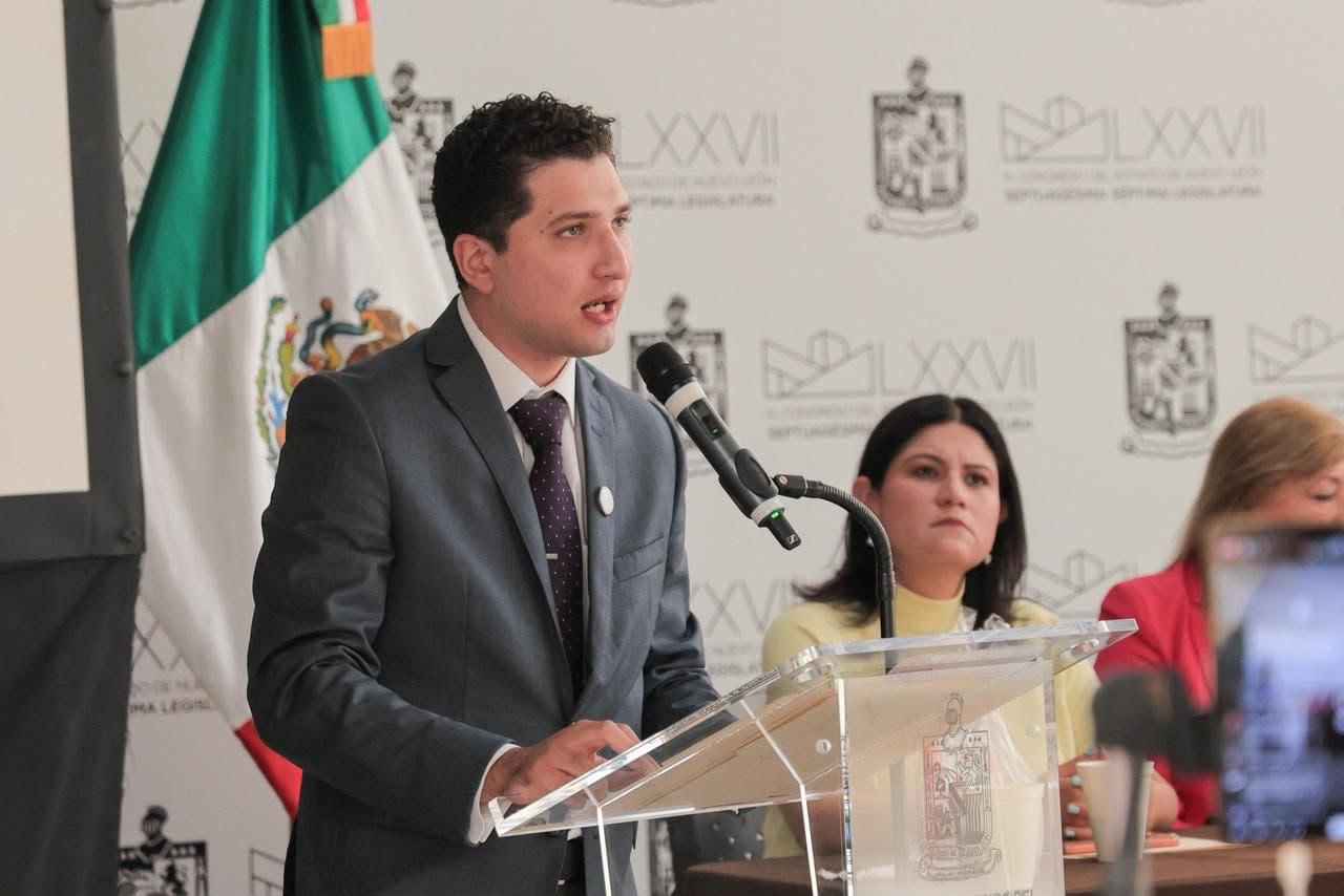 Jorge Cepeda Valdés durante una intervención pública